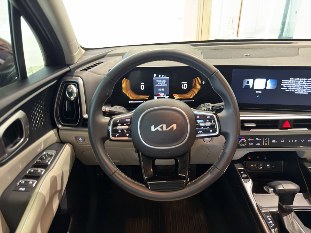 Certified 2025 Kia Sorento S AWD/4WD image 13