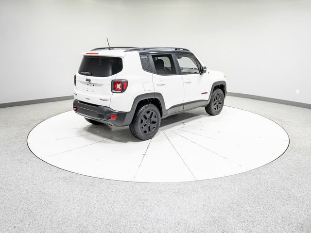 Used 2018 Jeep Renegade Trailhawk w/ Cold Weather Group II AWD/4WD image 29