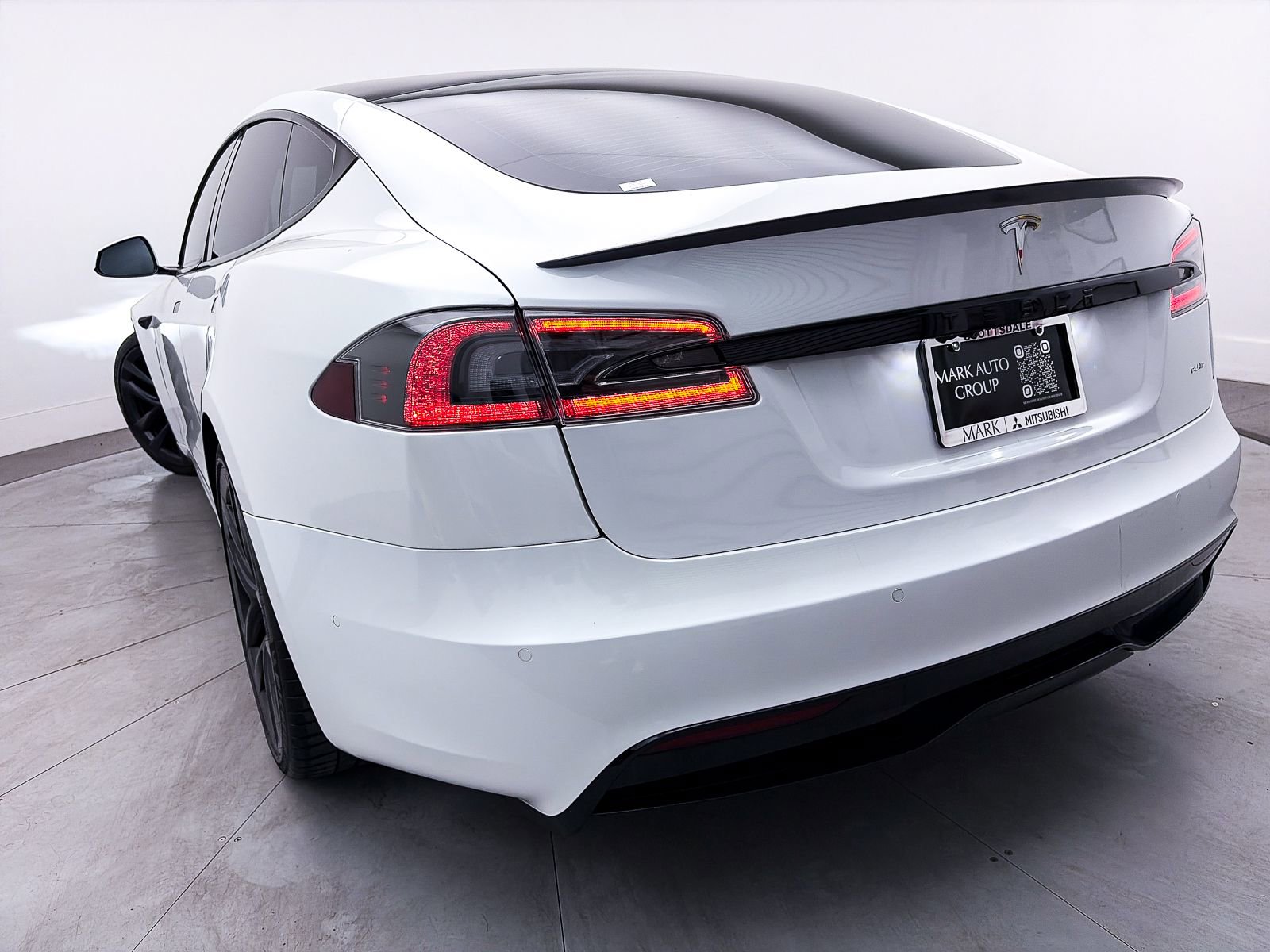 Used 2021 Tesla Model S Plaid AWD/4WD image 8