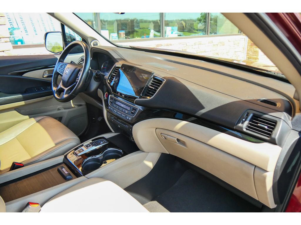 Used 2022 Honda Pilot Touring image 14