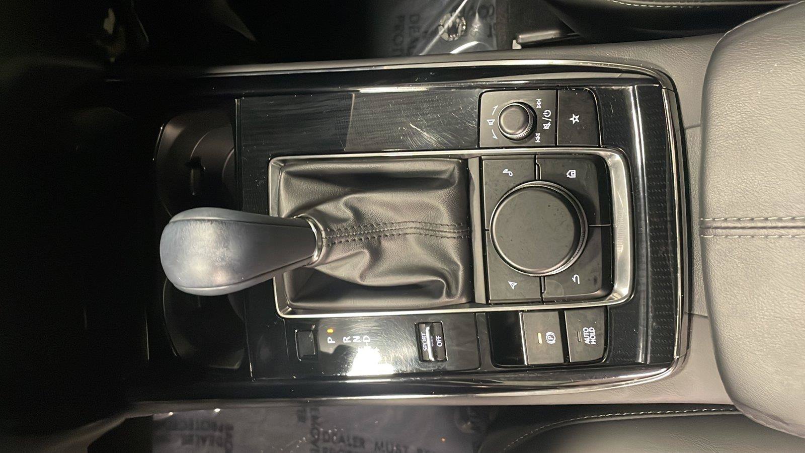 Used 2024 MAZDA CX-30 AWD 2.5 S w/ Preferred Package image 19