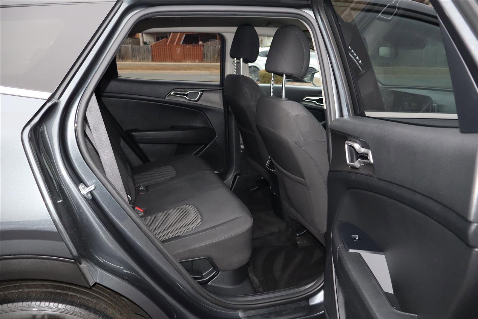 Certified 2023 Kia Sportage LX image 31