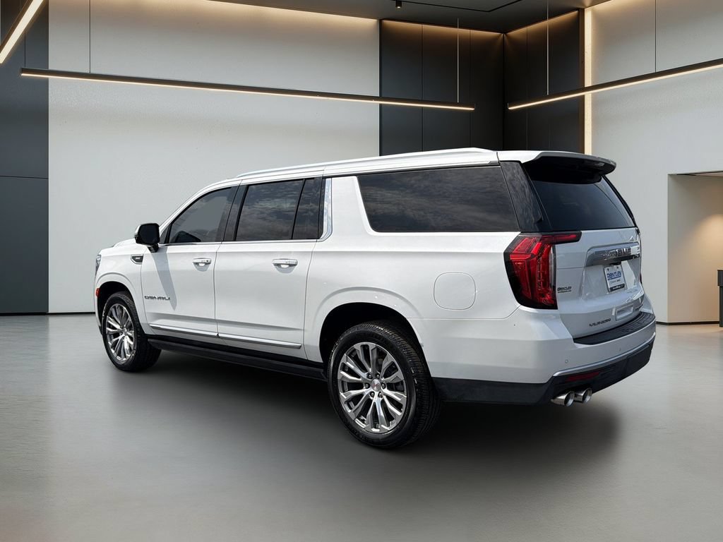 Certified 2021 GMC Yukon XL Denali w/ Denali Premium Package RWD image 3