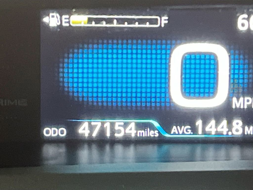 Used 2019 Toyota Prius Prime Premium w/ Carpet Mat Package image 12