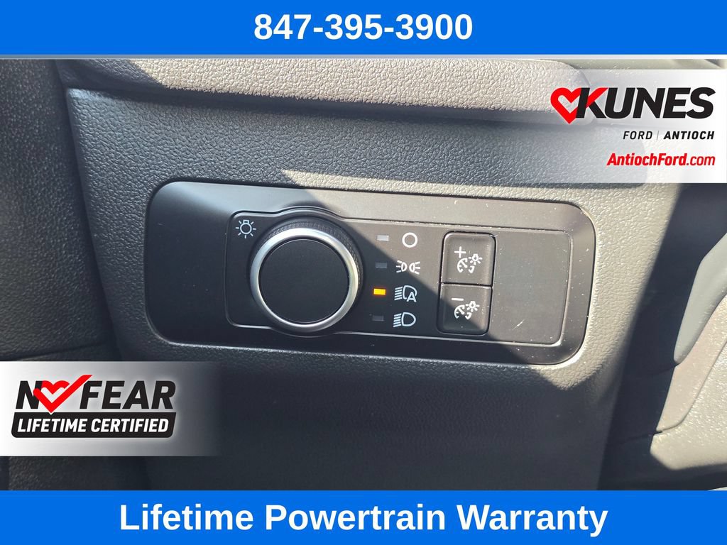 Certified 2025 Ford Escape ST-Line AWD/4WD image 40