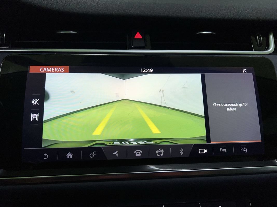 Used 2020 Land Rover Range Rover Evoque SE AWD/4WD image 22