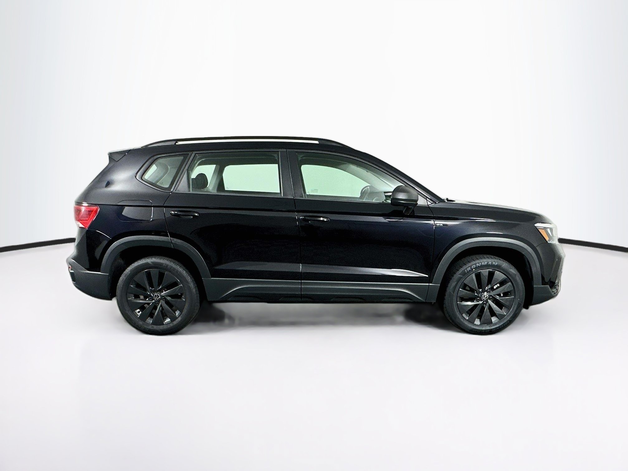Used 2024 Volkswagen Taos S FWD image 10