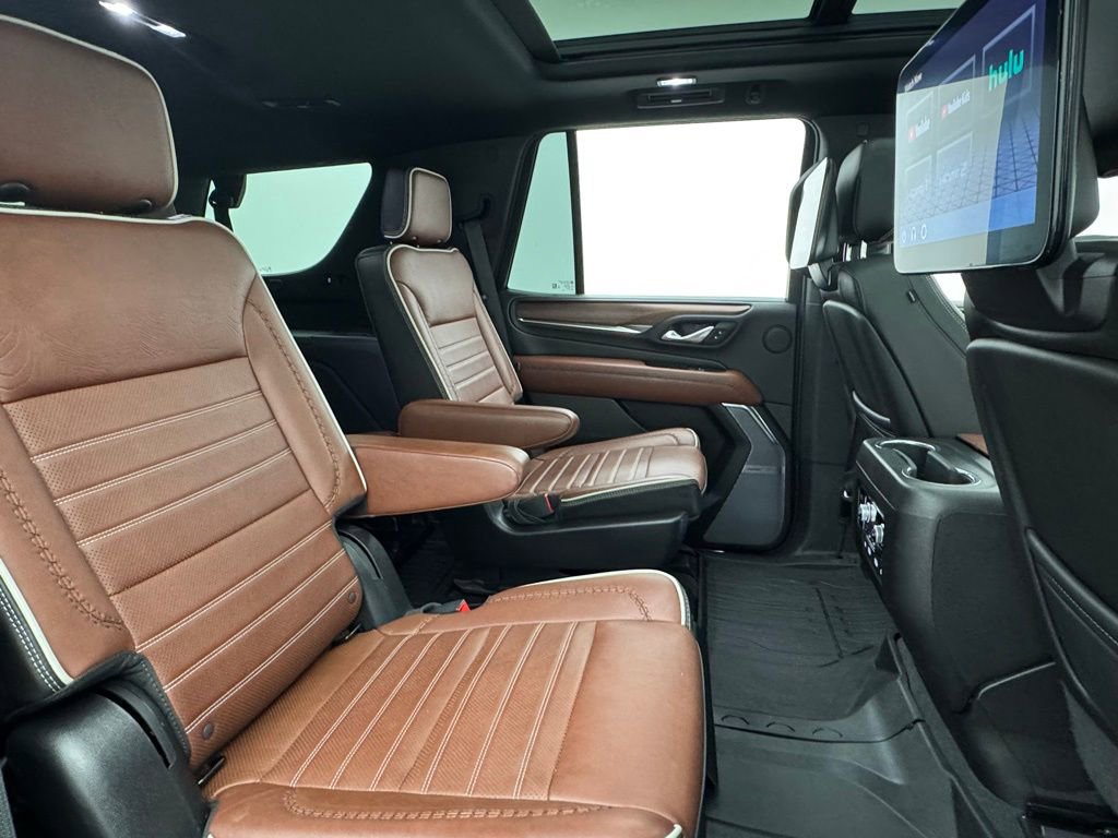 Used 2023 GMC Yukon Denali Ultimate AWD/4WD image 45