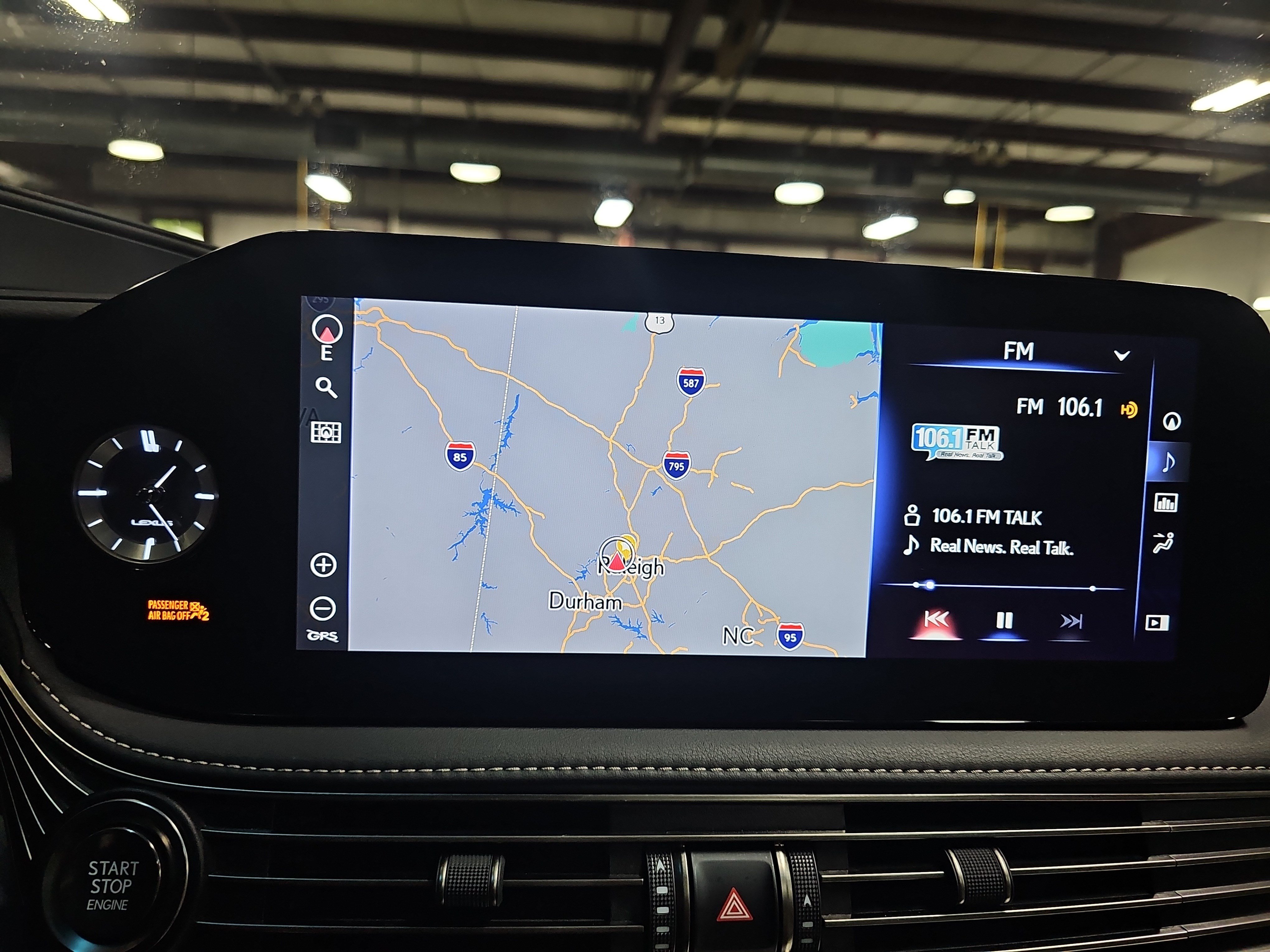 Used 2022 Lexus LS 500 RWD image 23
