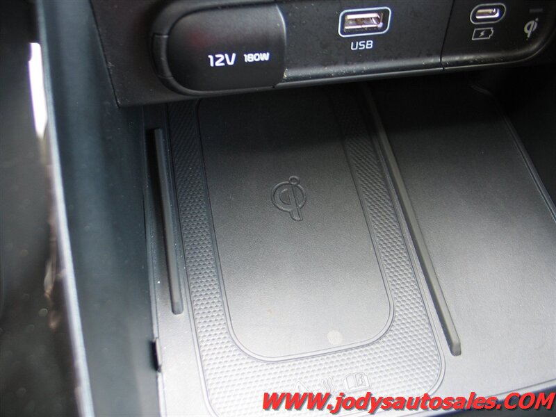 Used 2025 Kia Telluride S AWD/4WD image 26