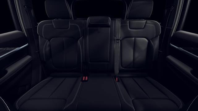 New 2026 Jeep Grand Cherokee Limited RWD image 3