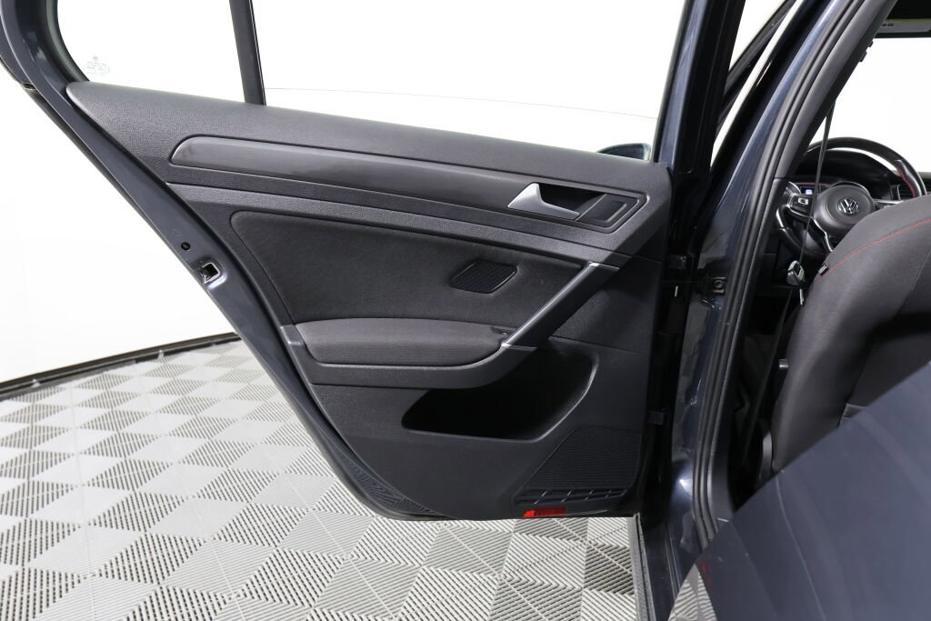 Used 2020 Volkswagen GTI S image 16
