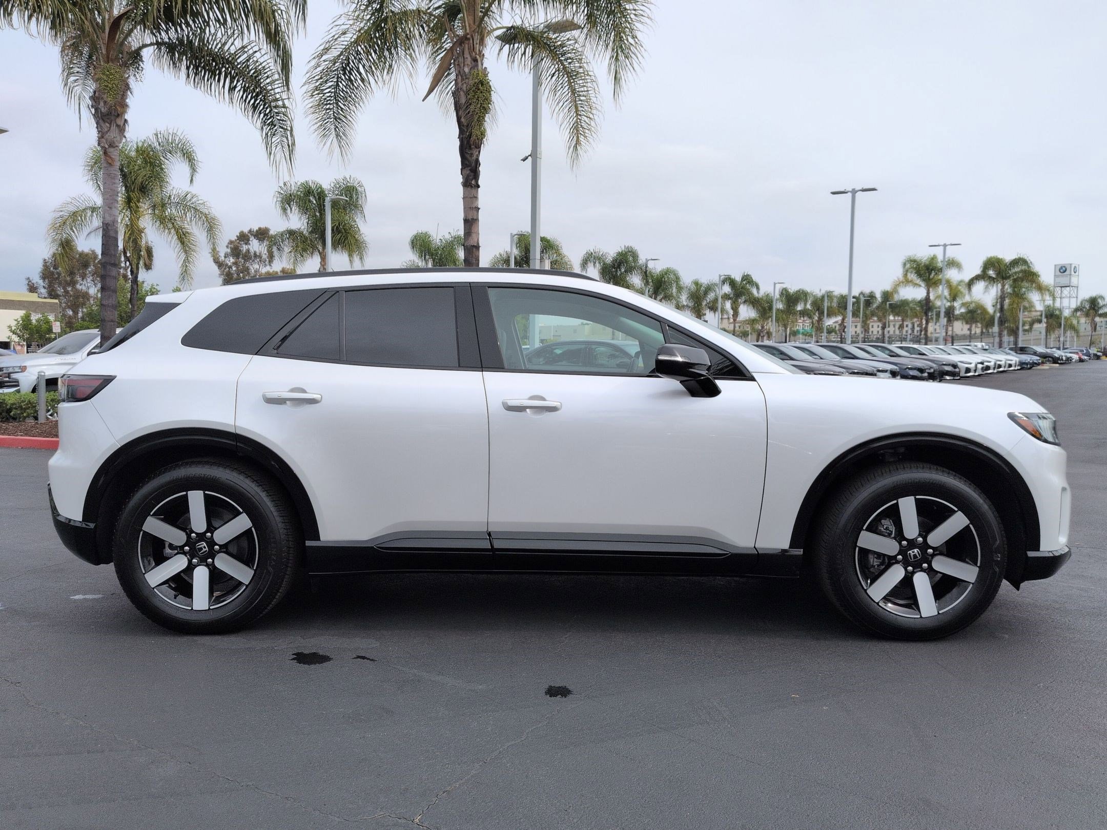 Used 2025 Honda Prologue Touring image 11