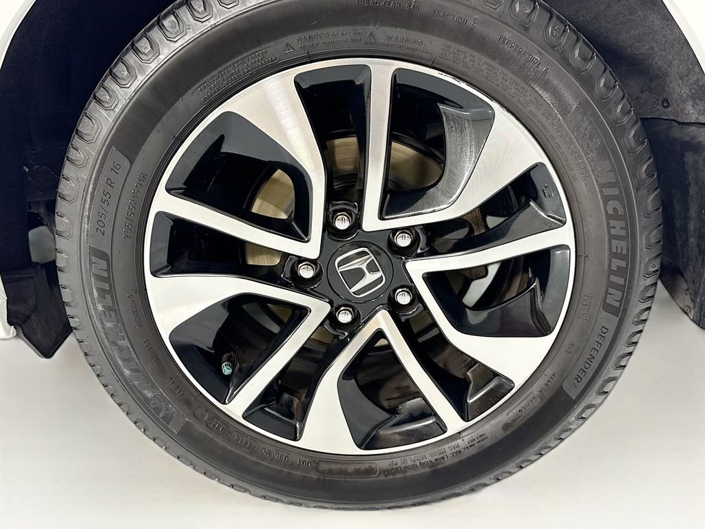 Used 2015 Honda Civic EX image 31