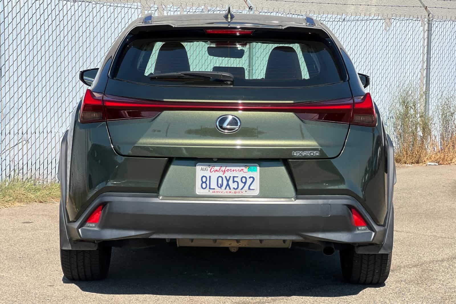 Used 2019 Lexus UX 200 w/ Premium Package FWD image 4