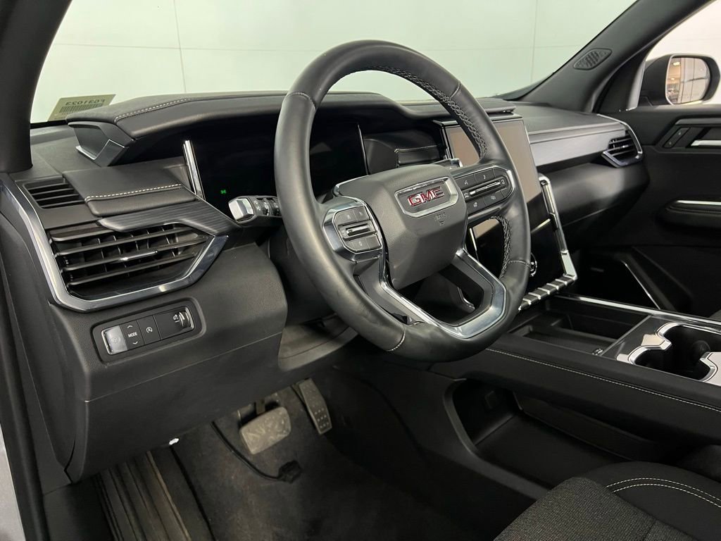 Used 2025 GMC Acadia Elevation image 21