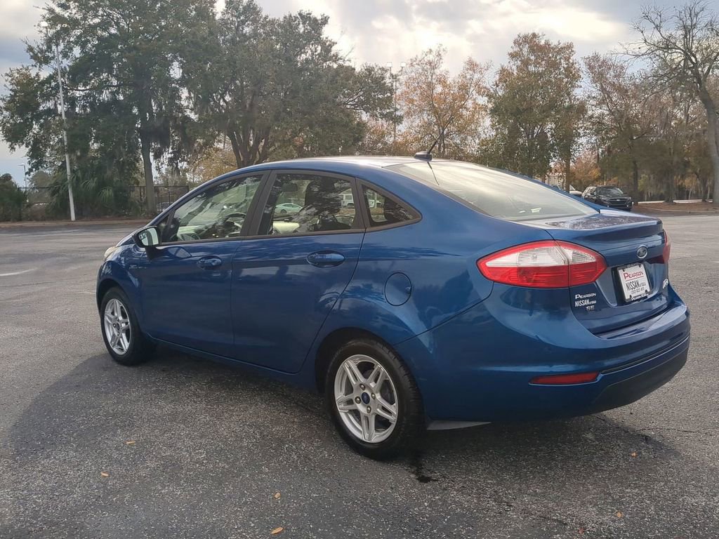 Used 2019 Ford Fiesta SE image 6