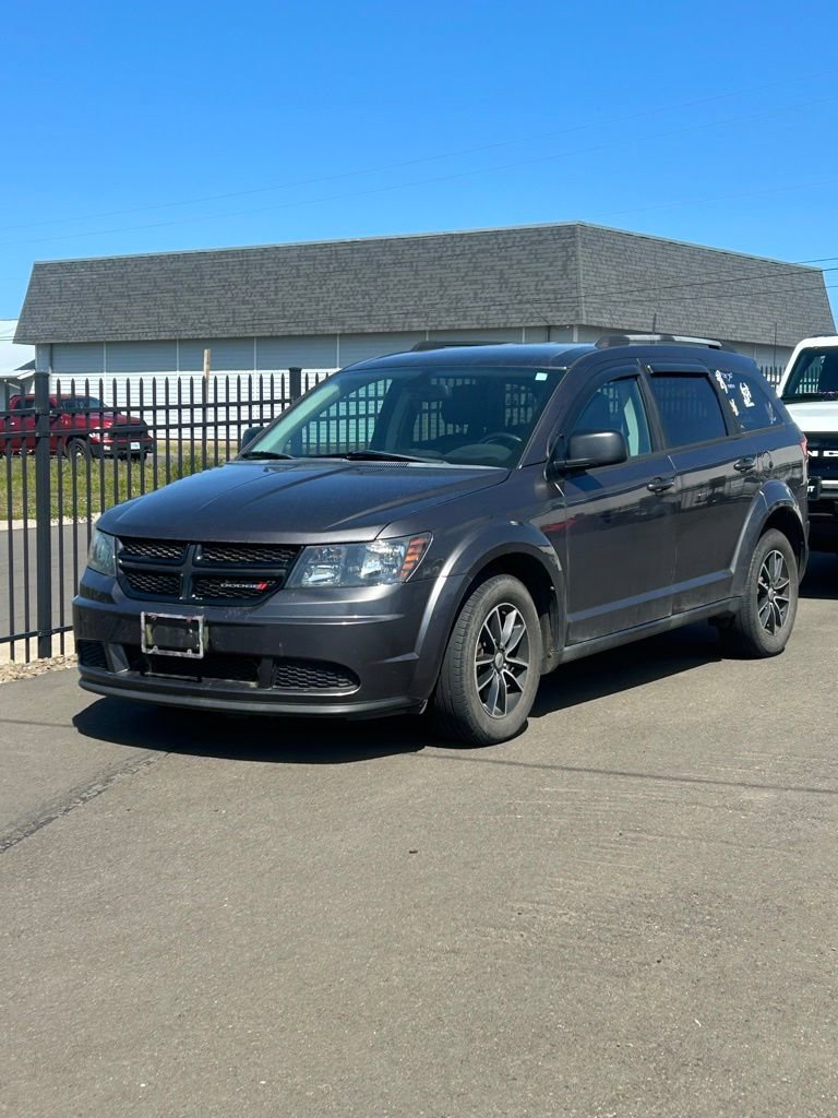 Used 2018 Dodge Journey SE w/ Blacktop Package FWD image 3