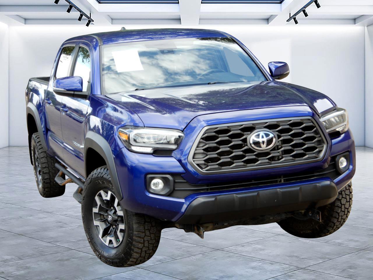 Used 2022 Toyota Tacoma TRD Off-Road image 1
