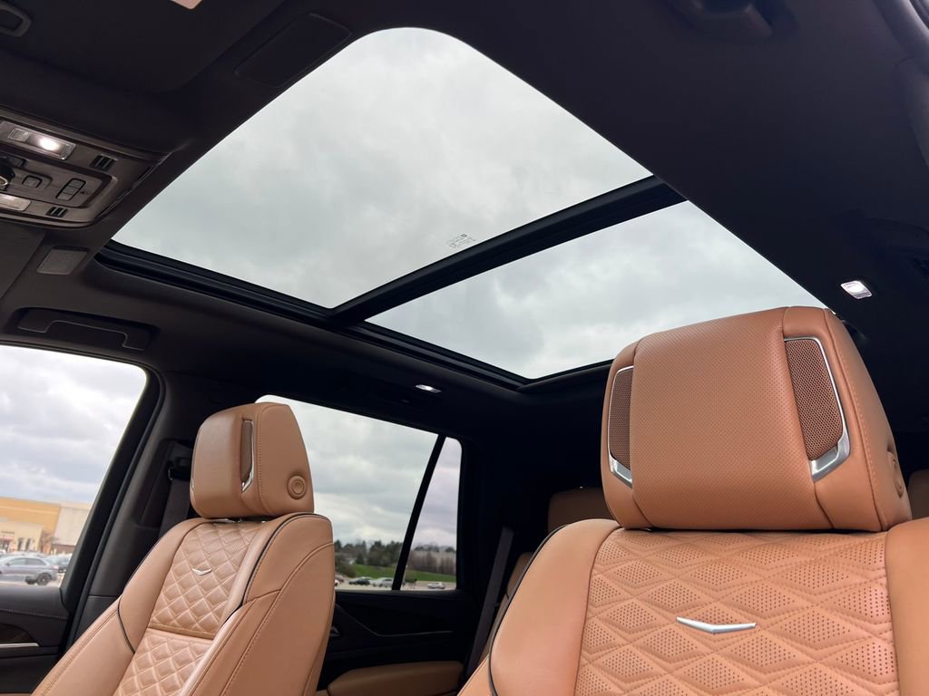 Used 2021 Cadillac Escalade Premium Luxury w/ Driver Assist Tech Package image 13