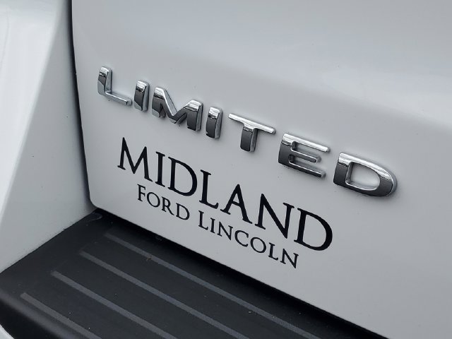 Used 2024 Ford Expedition Limited AWD/4WD image 6