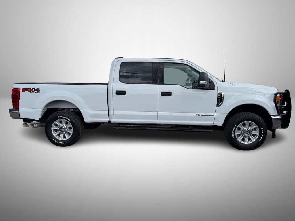 Used 2022 Ford F250 XLT w/ FX4 Off-Road Package image 5