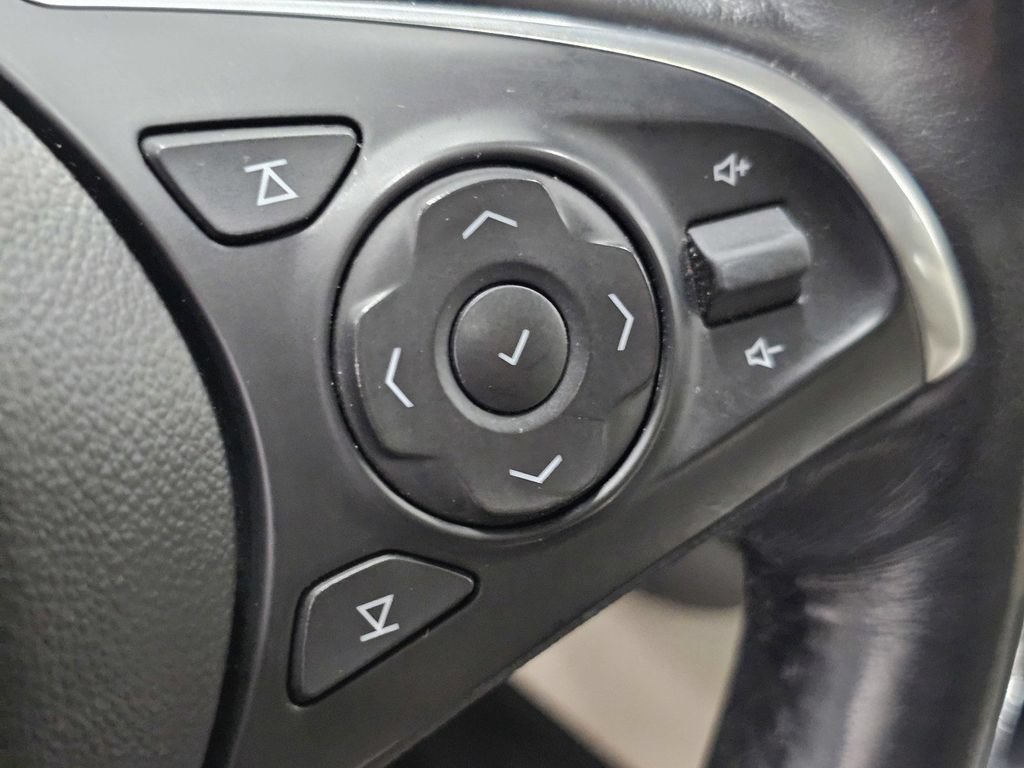 Used 2020 Buick Enclave Premium w/ Sun and Sites Package AWD/4WD image 38