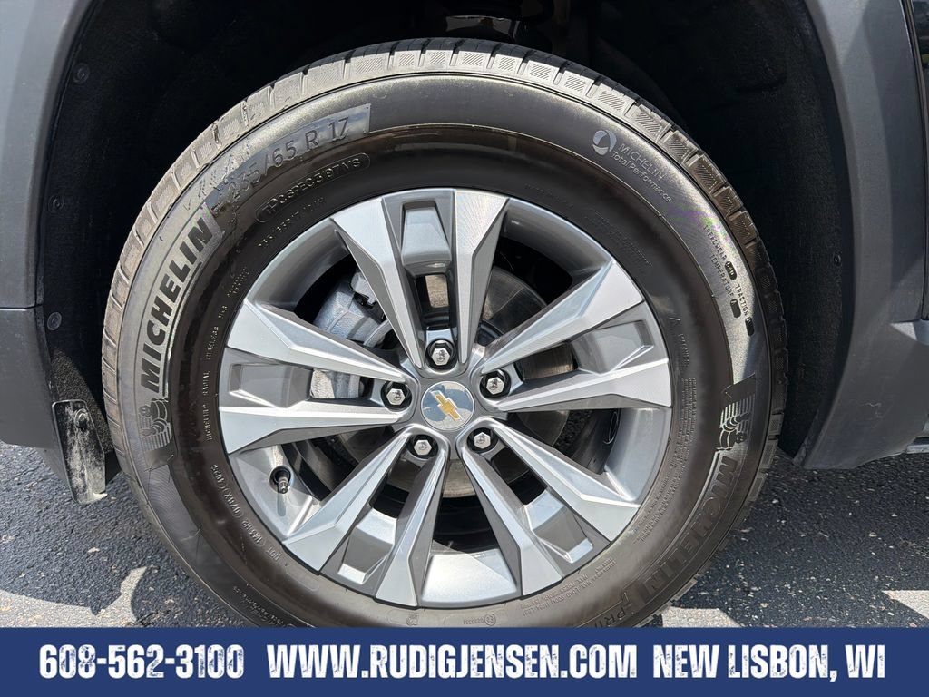 Used 2026 Chevrolet Equinox LT AWD/4WD image 27
