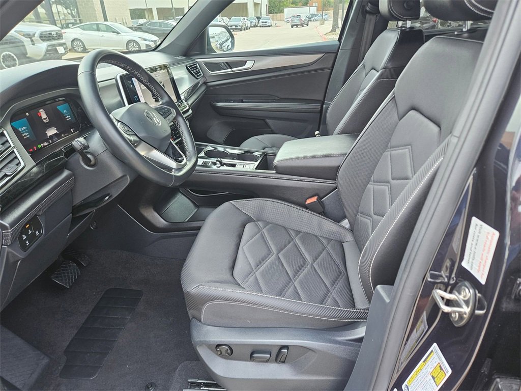 Used 2025 Volkswagen Atlas Cross Sport SE image 11