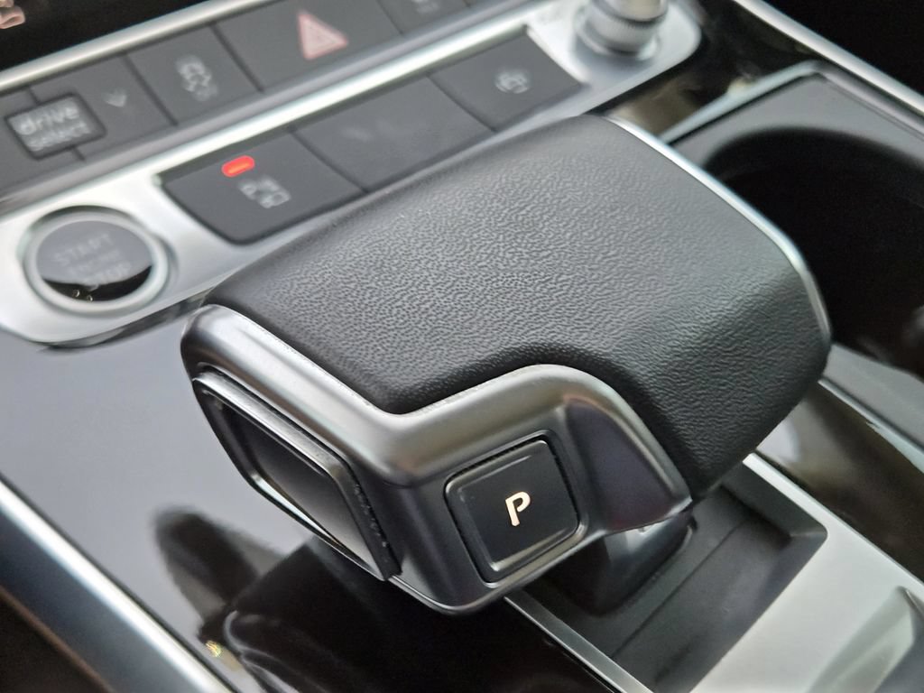Certified 2023 Audi Q8 Premium Plus w/ Premium Plus Package AWD/4WD image 26