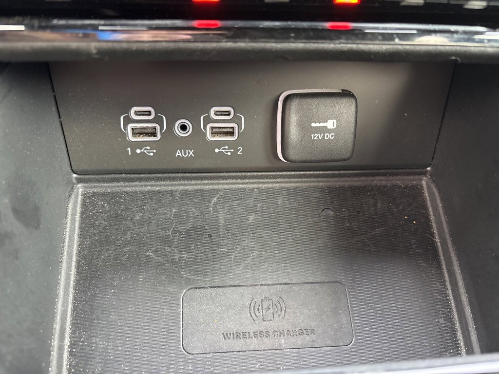 Used 2023 Jeep Grand Cherokee L Altitude image 18