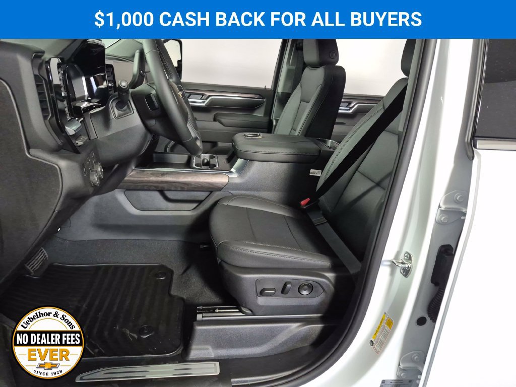 New 2026 Chevrolet Silverado 2500 LTZ w/ LTZ Plus Package AWD/4WD image 9