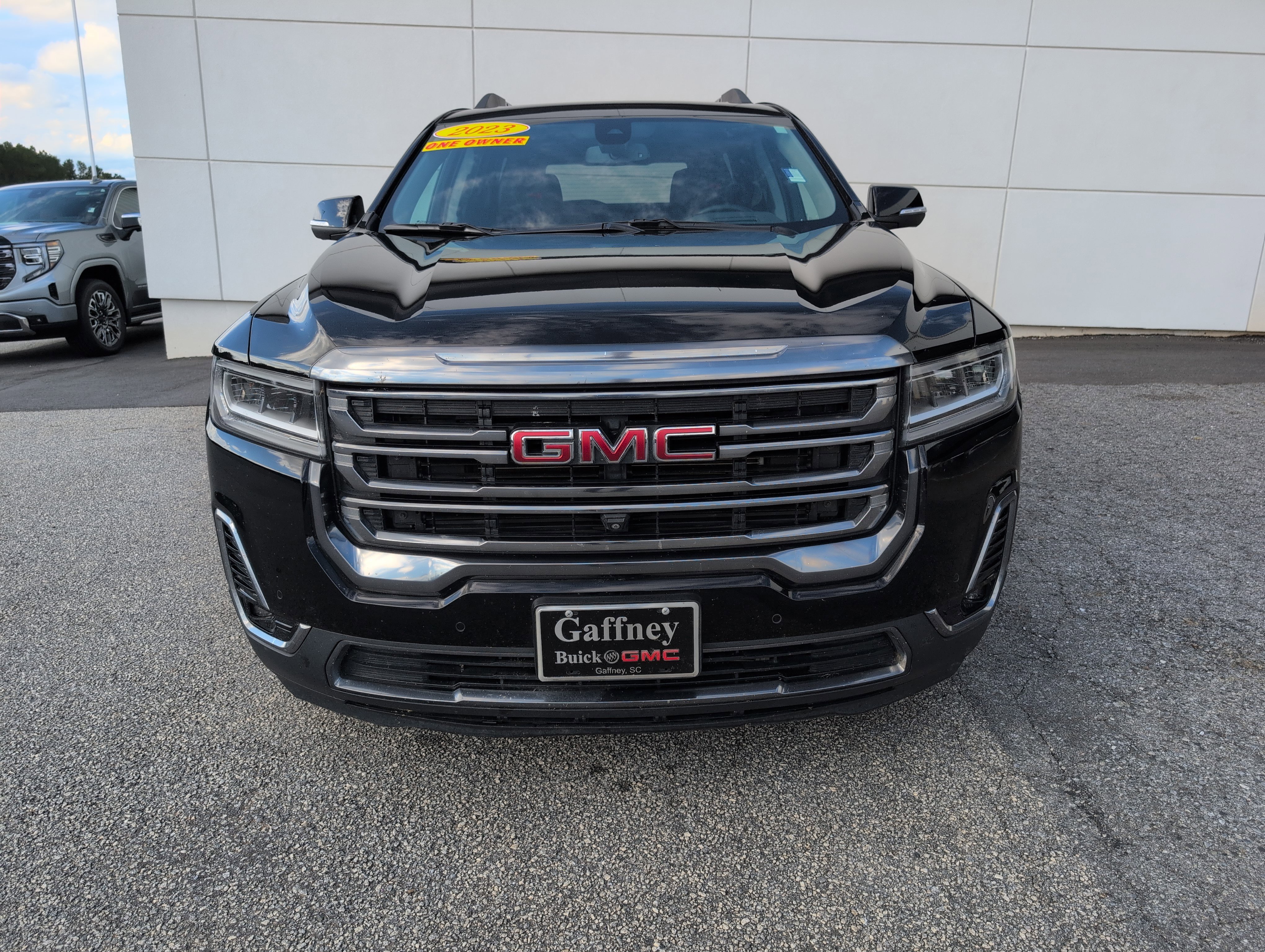 Used 2023 GMC Acadia AT4 w/ Technology Package image 12
