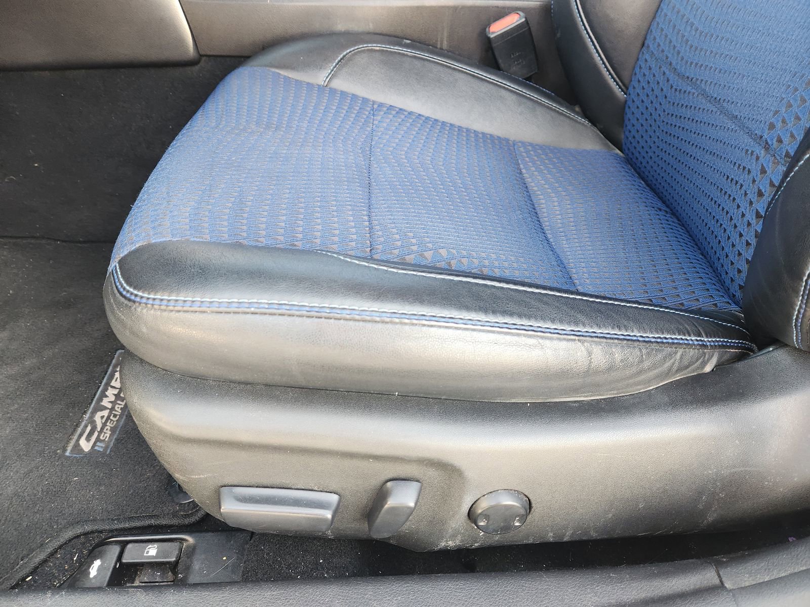 Used 2016 Toyota Camry SE image 29