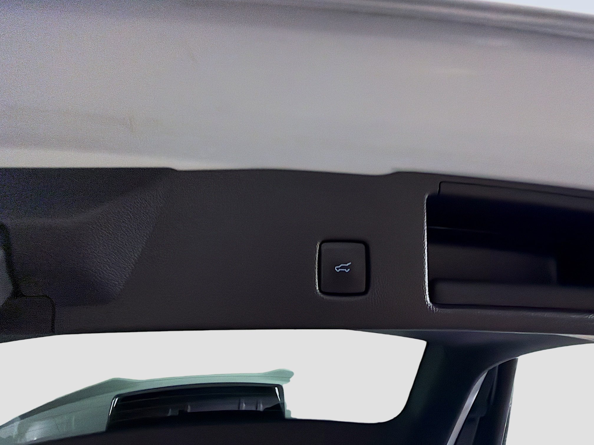 Used 2025 Ford Escape ST-Line Select AWD/4WD image 29