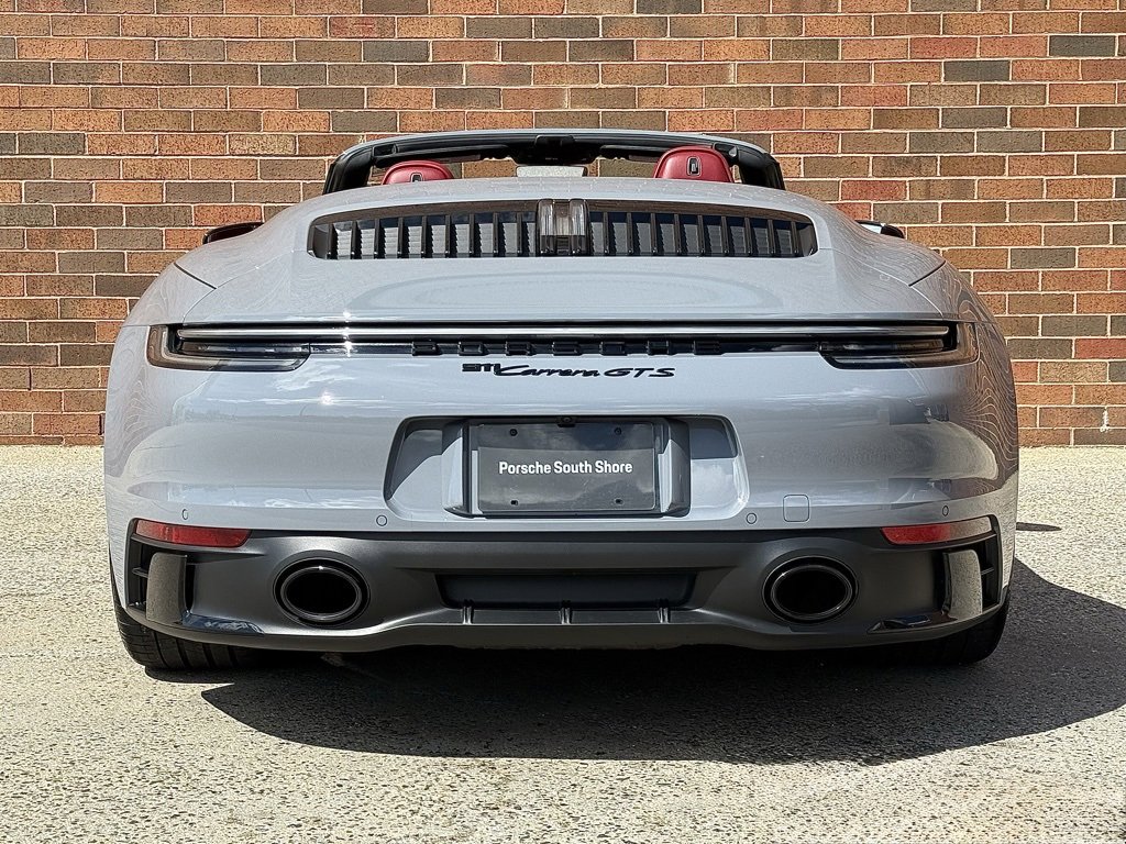 Certified 2023 Porsche 911 Carrera GTS image 6