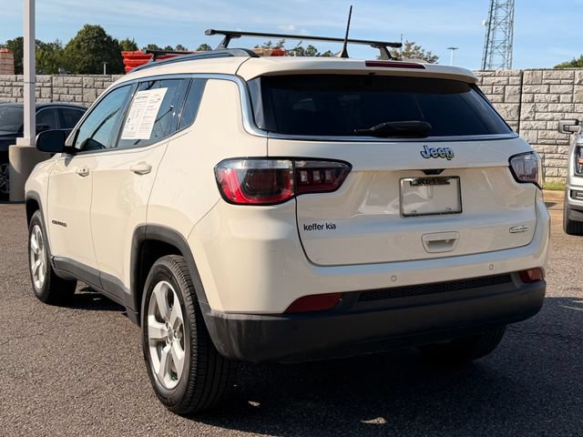 Used 2019 Jeep Compass Latitude w/ Safety & Security Group FWD image 3