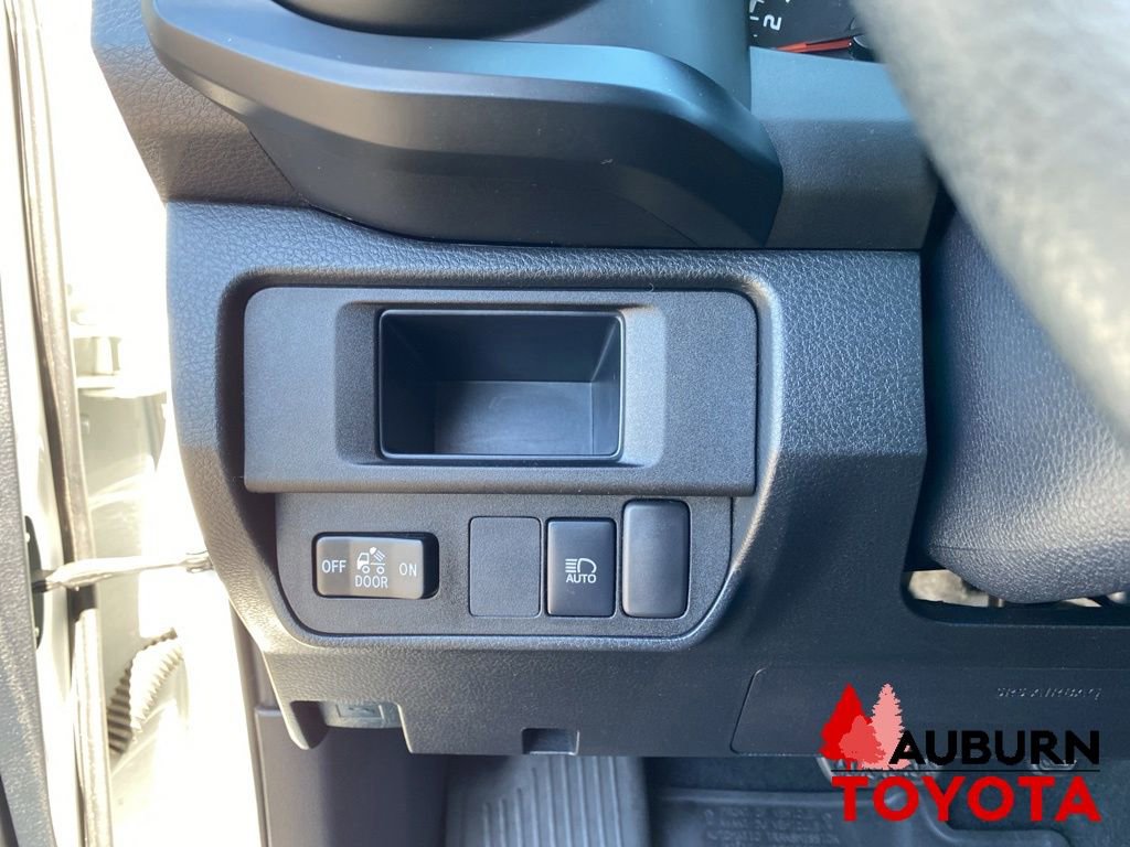 Used 2019 Toyota Tacoma SR w/ SR Convenience Package RWD image 33
