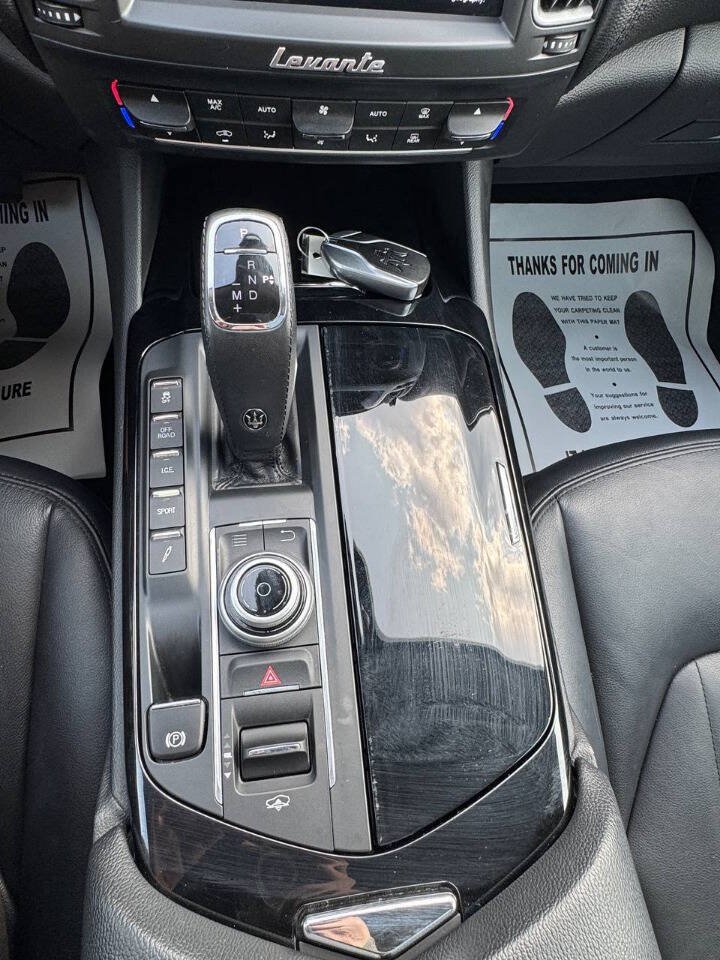 Used 2020 Maserati Levante S AWD/4WD image 10