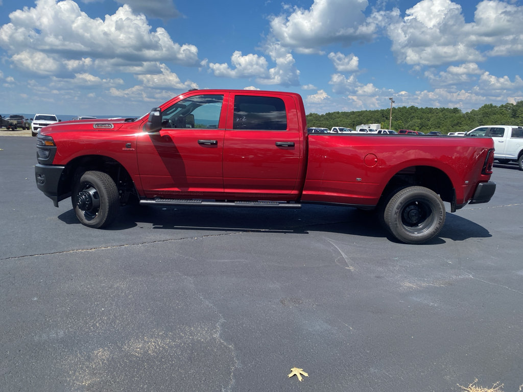 New 2026 RAM 3500 Tradesman AWD/4WD image 12