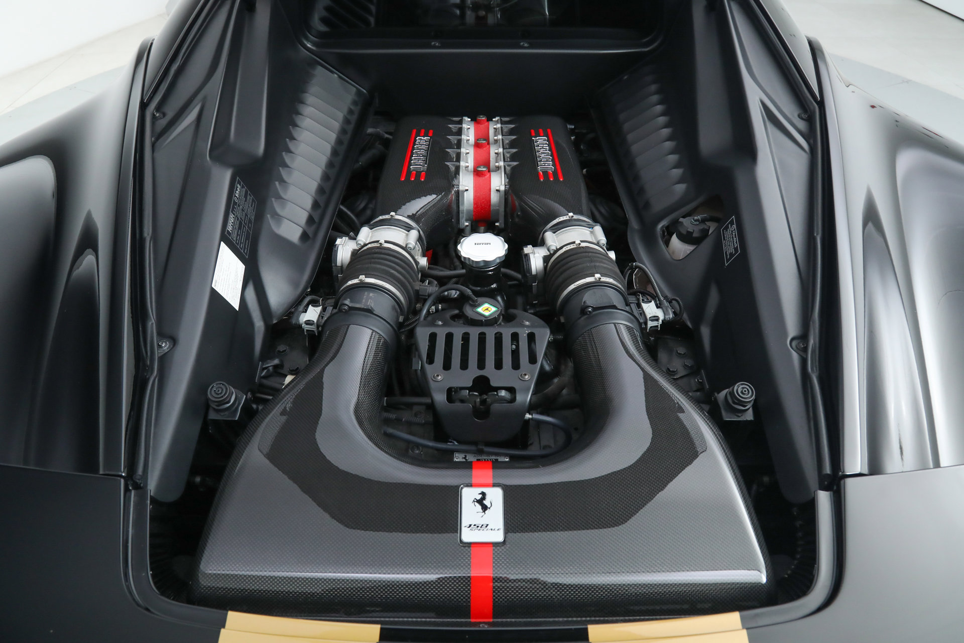 Certified 2015 Ferrari 458 Speciale image 37