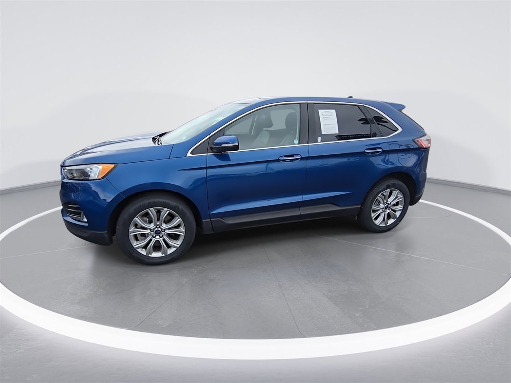 Used 2022 Ford Edge Titanium image 4
