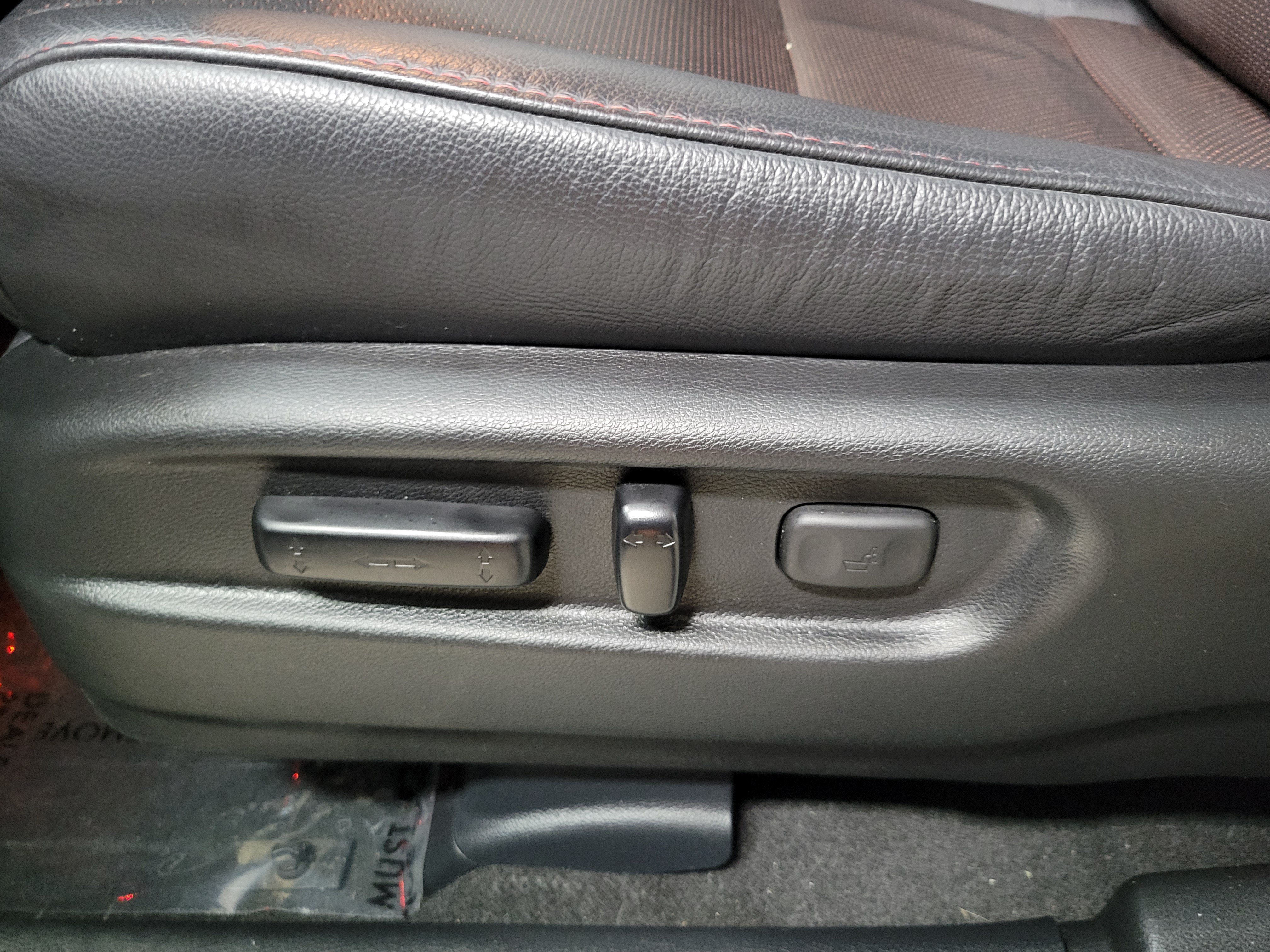 Certified 2025 Honda Passport Black Edition image 22