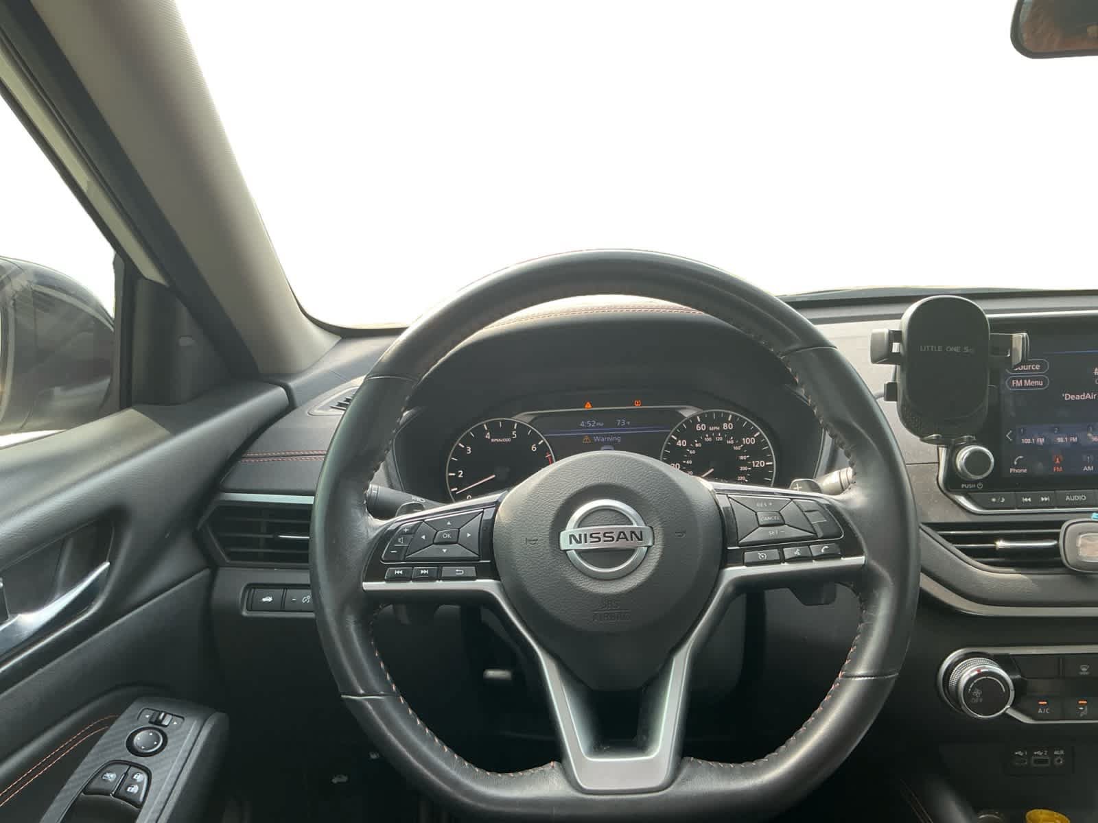 Used 2021 Nissan Altima 2.5 SR FWD image 11