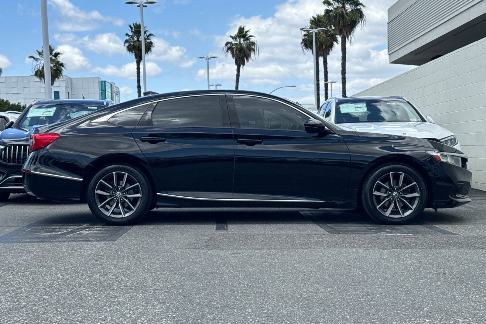 Used 2021 Honda Accord EX-L image 3