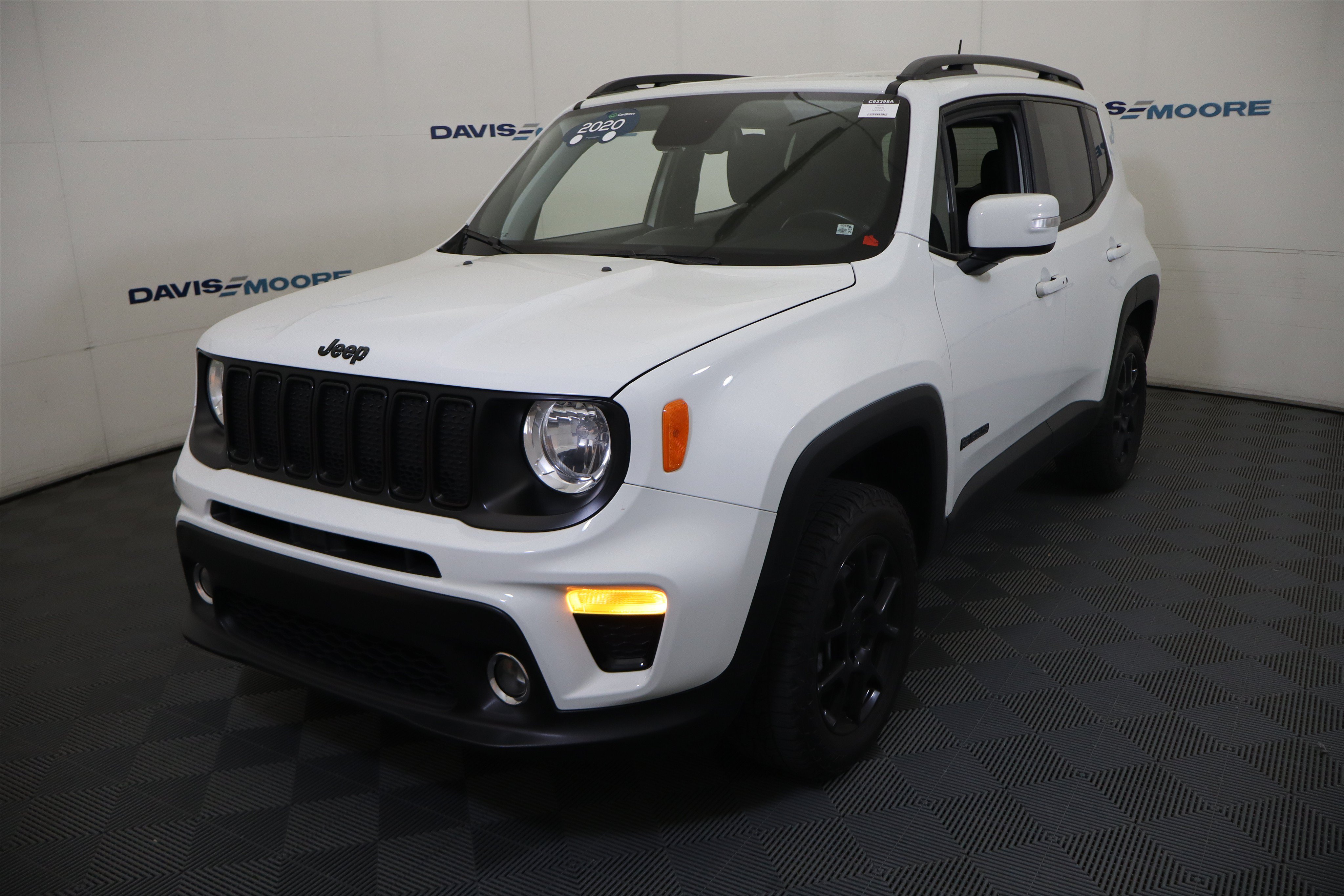 Used 2020 Jeep Renegade Altitude AWD/4WD image 11