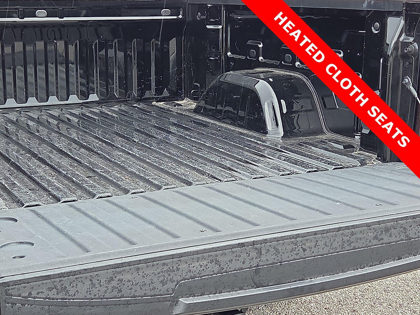 Used 2024 GMC Sierra 1500 Elevation AWD/4WD image 9