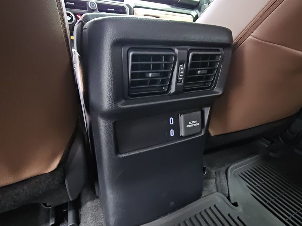 Used 2025 Toyota 4Runner Limited image 36