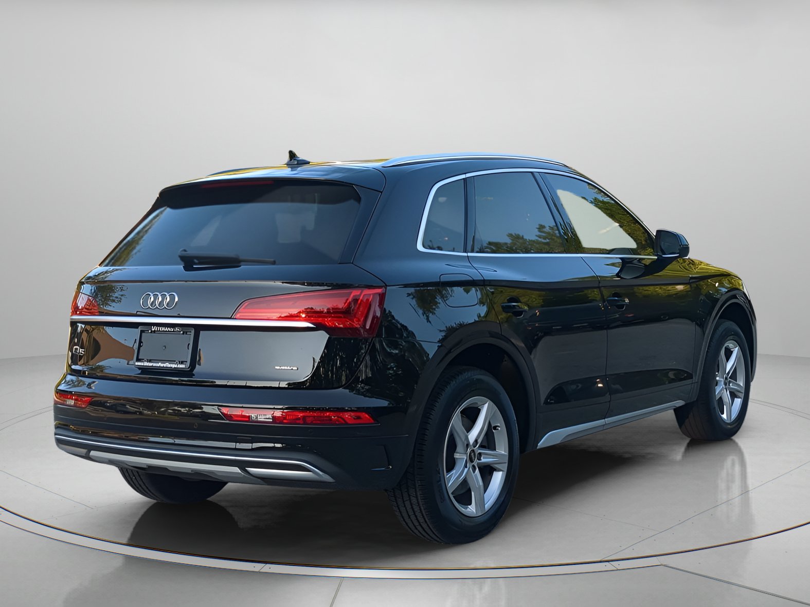 Used 2023 Audi Q5 2.0T Premium AWD/4WD image 40