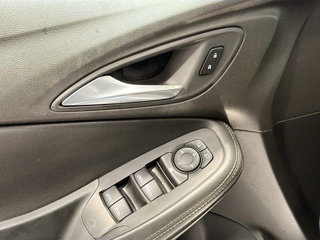 Used 2020 Buick Encore GX Select FWD image 16